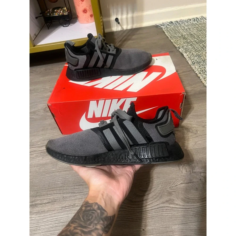 adidas NMD R1 Men's Grey Four Core Black FV1733 Size 9